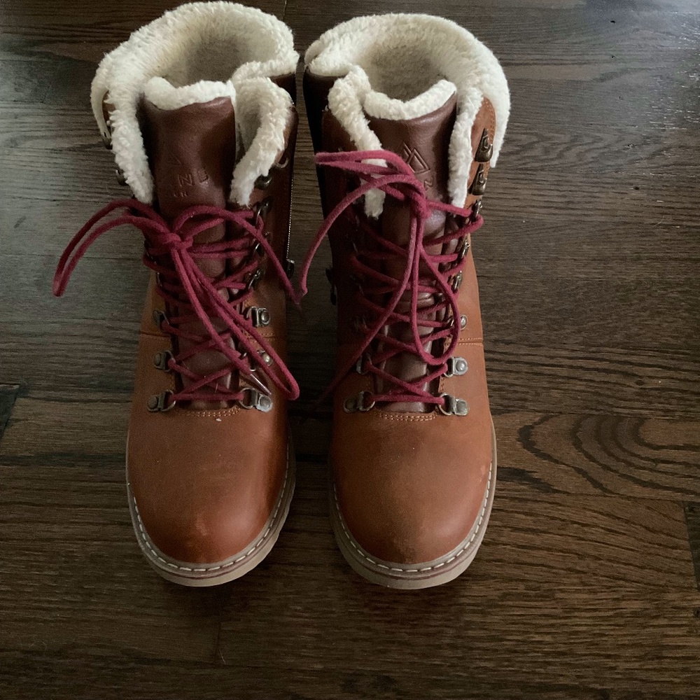 Winter boots